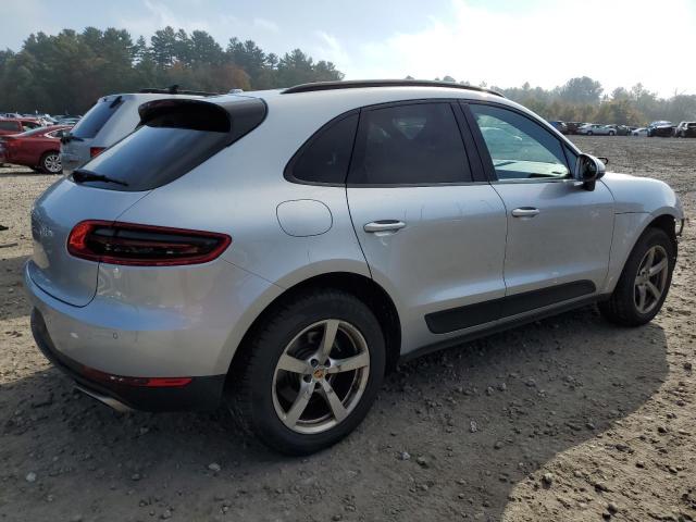 Photo 3 from auction – 2017 PORSCHE MACAN with VIN WP1AA2A54HLB07407