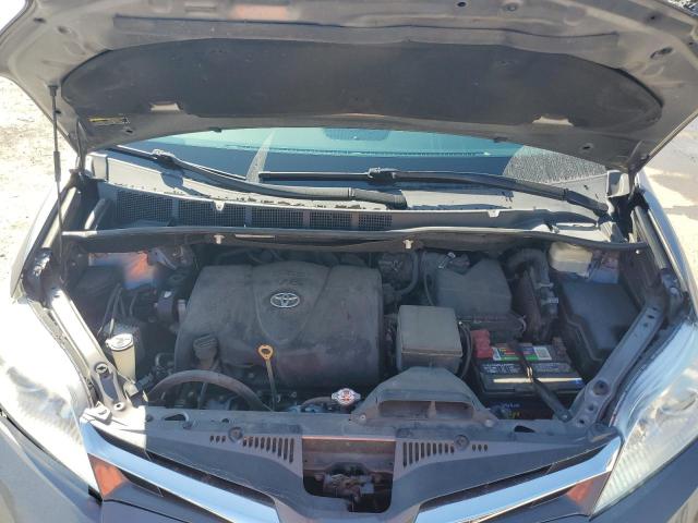 Photo 12 from auction – 2018 TOYOTA SIENNA XLE with VIN 5TDYZ3DC1JS901357