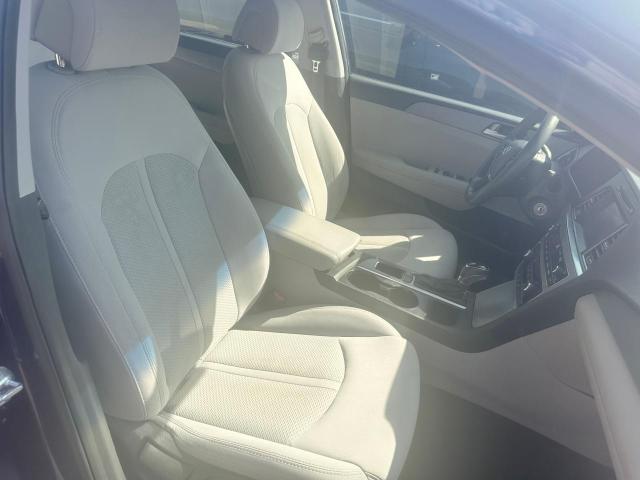Photo 5 from auction – 2016 HYUNDAI SONATA SE with VIN 5NPE24AF3GH296185
