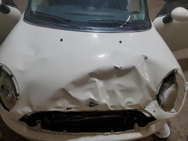 Photo 11 from auction – 2007 MINI COOPER with VIN WMWMF33537TT54447
