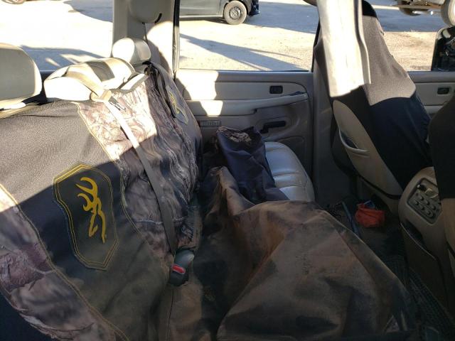 Photo 10 from auction – 2003 CHEVROLET SUBURBAN K with VIN 3GNFK16Z53G328117