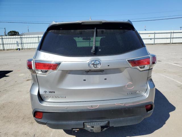 Photo 6 from auction – 2016 TOYOTA HIGHLANDER with VIN 5TDDKRFH5GS318720