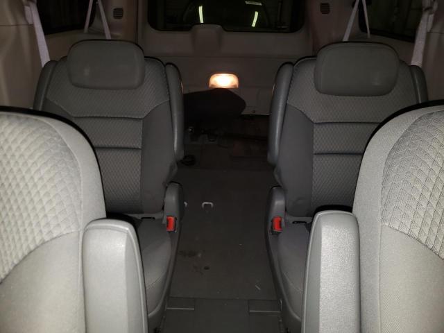 Photo 10 from auction – 2010 CHRYSLER TOWN & COU with VIN 2A4RR5D14AR359107