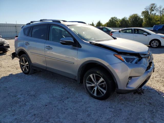 Photo 4 from auction – 2017 TOYOTA RAV4 XLE with VIN 2T3RFREV3HW689392