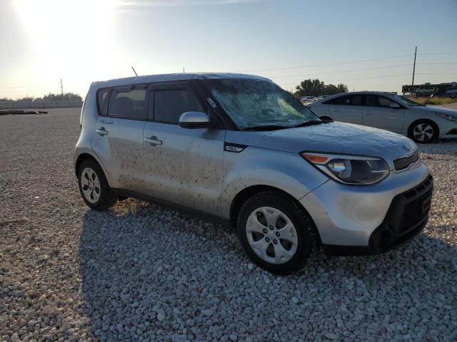 Photo 4 from auction – 2015 KIA SOUL with VIN KNDJN2A28F7801048