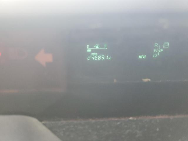 Photo 9 from auction – 2005 TOYOTA PRIUS with VIN JTDKB20U653007929