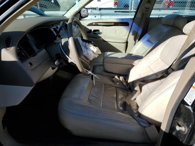 Photo 7 from auction – 2000 LINCOLN TOWN CAR E with VIN 1LNHM81W3YY828738