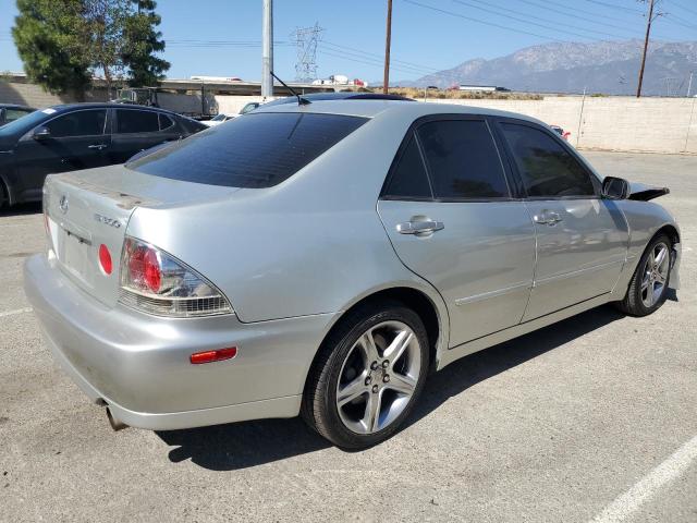 Photo 3 from auction – 2002 LEXUS IS 300 with VIN JTHBD192320061111