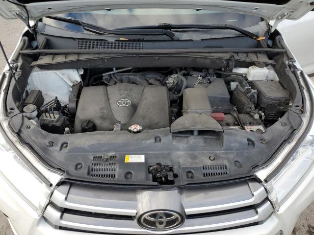 Photo 12 from auction – 2019 TOYOTA HIGHLANDER with VIN 5TDJZRFH8KS625869