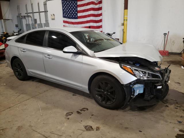 Photo 4 from auction – 2016 HYUNDAI SONATA SE with VIN 5NPE24AF1GH294743