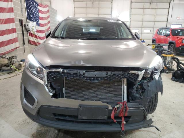 Photo 5 from auction – 2017 KIA SORENTO LX with VIN 5XYPGDA39HG323172