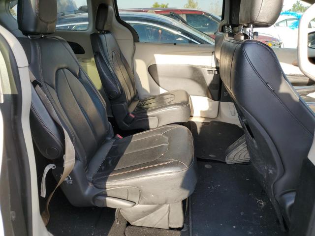Photo 11 from auction – 2017 CHRYSLER PACIFICA T with VIN 2C4RC1BG2HR768143