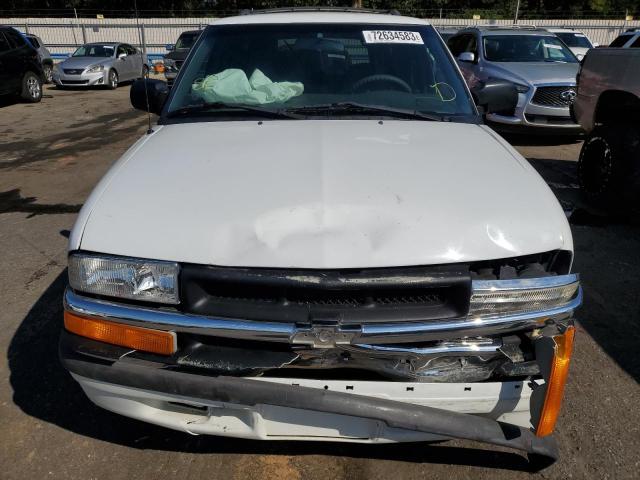 Foto 5 de la subasta – 2000 CHEVROLET BLAZER con VIN 1GNCS13W0Y2303736
