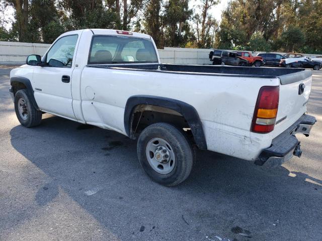 Photo 2 from auction – 2002 CHEVROLET SILVERADO with VIN 1GBGC24U42Z102256