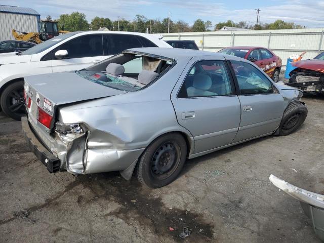 Photo 3 from auction – 2001 TOYOTA CAMRY LE with VIN 4T1BF22K91U968816