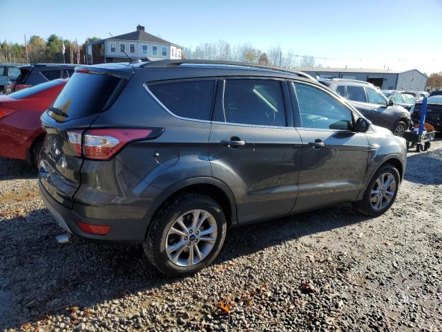 Photo 3 from auction – 2017 FORD ESCAPE SE with VIN 1FMCU9GD6HUE62075