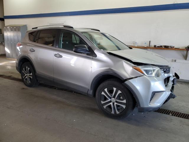 Photo 4 from auction – 2016 TOYOTA RAV4 LE with VIN 2T3BFREV2GW451663