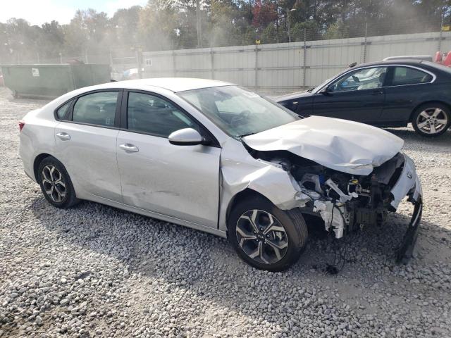 Photo 4 from auction – 2021 KIA FORTE FE with VIN 3KPF24AD9ME339267