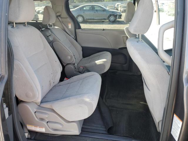 Photo 11 from auction – 2015 TOYOTA SIENNA LE with VIN 5TDKK3DC0FS685566