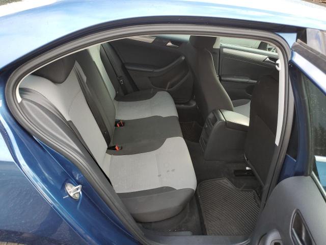 Photo 10 from auction – 2017 VOLKSWAGEN JETTA S with VIN 3VW2B7AJ6HM373598