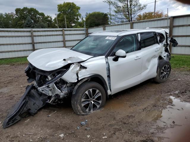 Photo 1 from auction – 2022 TOYOTA HIGHLANDER with VIN 5TDHZRBH3NS584396