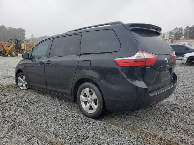 Photo 2 from auction – 2015 TOYOTA SIENNA LE with VIN 5TDKK3DCXFS656592