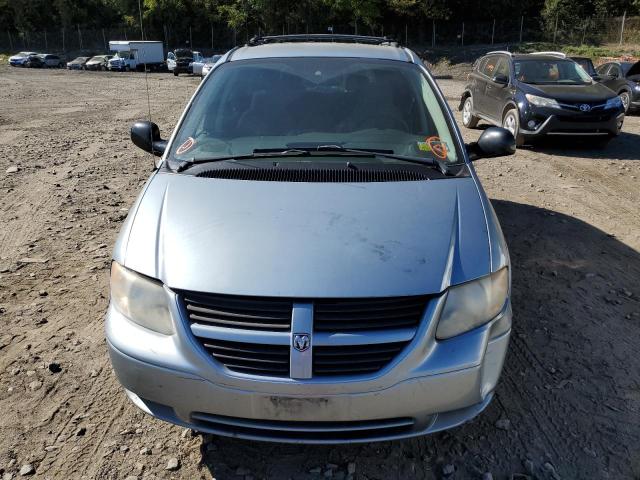 Photo 5 from auction – 2005 DODGE CARAVAN with VIN 1D4GP24R55B184557