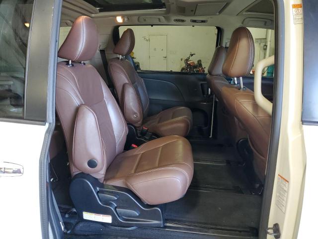 Photo 11 from auction – 2016 TOYOTA SIENNA XLE with VIN 5TDDK3DC4GS130095