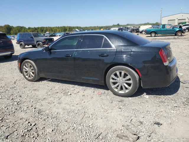 Photo 2 from auction – 2018 CHRYSLER 300 TOURIN with VIN 2C3CCARG2JH302420