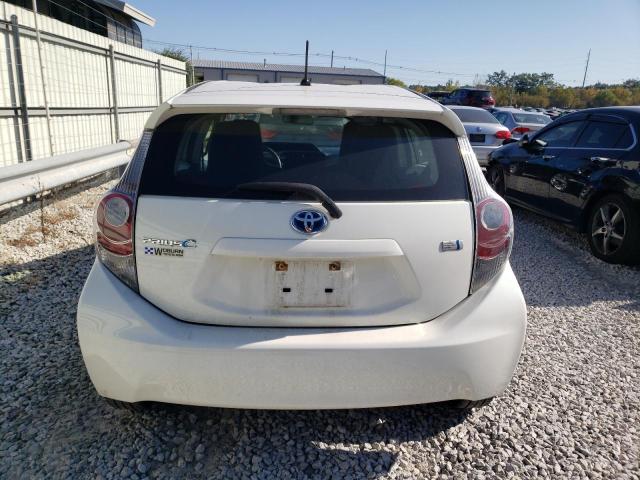 Photo 6 from auction – 2012 TOYOTA PRIUS C with VIN JTDKDTB32C1004913