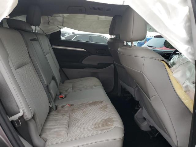 Photo 11 from auction – 2016 TOYOTA HIGHLANDER with VIN 5TDZKRFH8GS185523