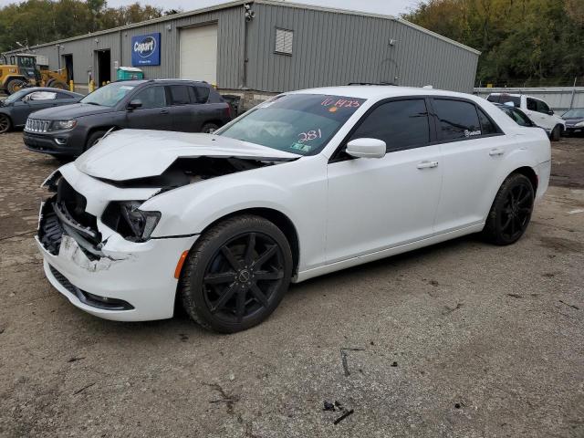 CHRYSLER 300 S 2017 with VIN 2C3CCAGG4HH529962 - Photo from auction