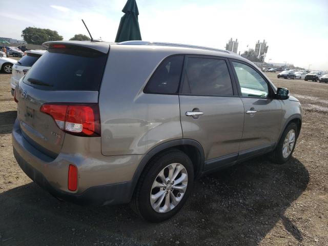 Photo 3 from auction – 2015 KIA SORENTO EX with VIN 5XYKU4A74FG635189