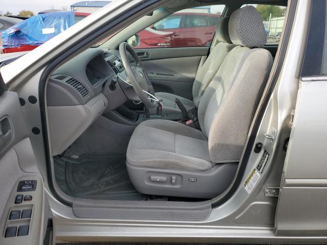 Photo 7 from auction – 2004 TOYOTA CAMRY LE with VIN 4T1BE32K94U815401
