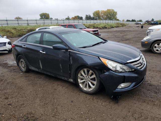 Photo 4 from auction – 2013 HYUNDAI SONATA SE with VIN 5NPEC4AC4DH527058