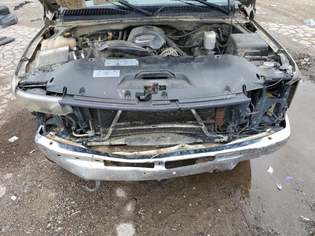 Photo 11 from auction – 2002 CHEVROLET SILVERADO with VIN 2GCEK19V221204617