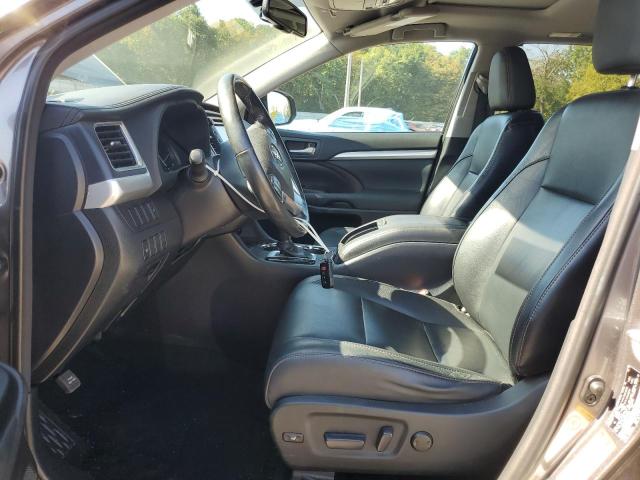 Photo 7 from auction – 2015 TOYOTA HIGHLANDER with VIN 5TDJKRFH2FS179891