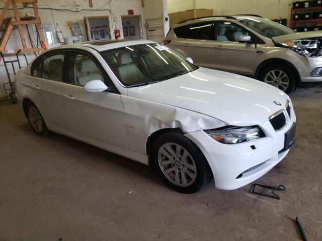 Photo 4 from auction – 2006 BMW 325 XI with VIN WBAVD13576KV02893