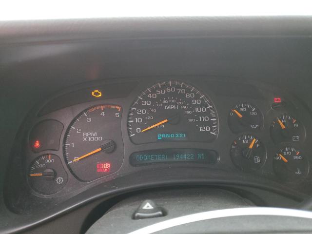 Photo 9 from auction – 2004 CHEVROLET SILVERADO with VIN 1GCJC33104F111491