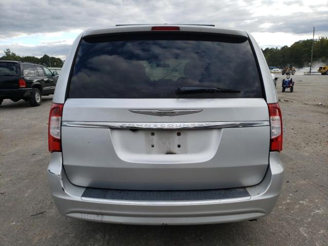 Photo 6 from auction – 2011 CHRYSLER TOWN & COU with VIN 2A4RR5DG5BR604020