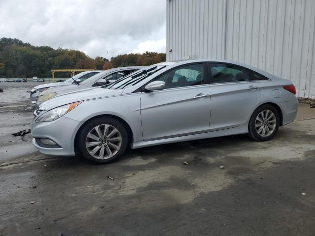 HYUNDAI SONATA SE 2014 with VIN 5NPEC4AB5EH937098 - Photo from auction