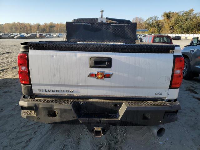 Photo 6 from auction – 2018 CHEVROLET SILVERADO with VIN 1GC1KWEY9JF185132