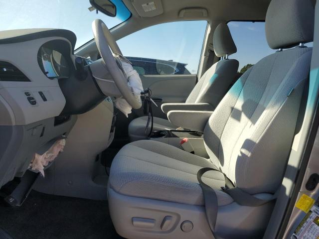 Photo 7 from auction – 2011 TOYOTA SIENNA LE with VIN 5TDKK3DC9BS154053