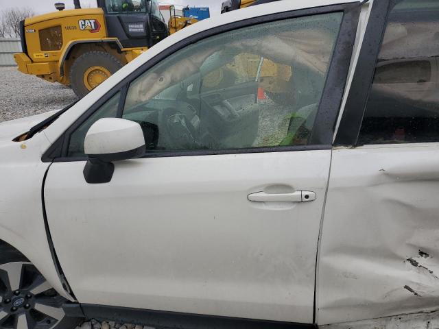 Photo 7 from auction – 2017 SUBARU FORESTER 2 with VIN JF2SJAEC6HH596230