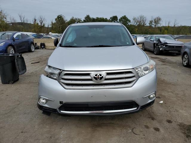 Photo 5 from auction – 2011 TOYOTA HIGHLANDER with VIN 5TDDK3EH7BS044413