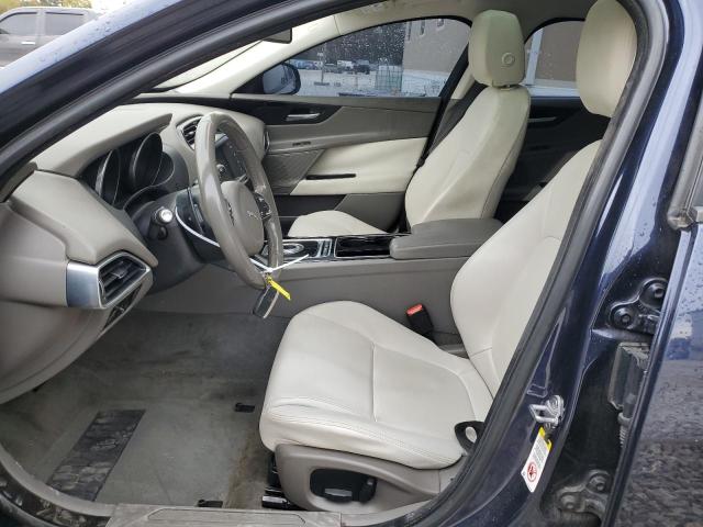 Photo 7 from auction – 2017 JAGUAR XE with VIN SAJAR4BG0HA962155