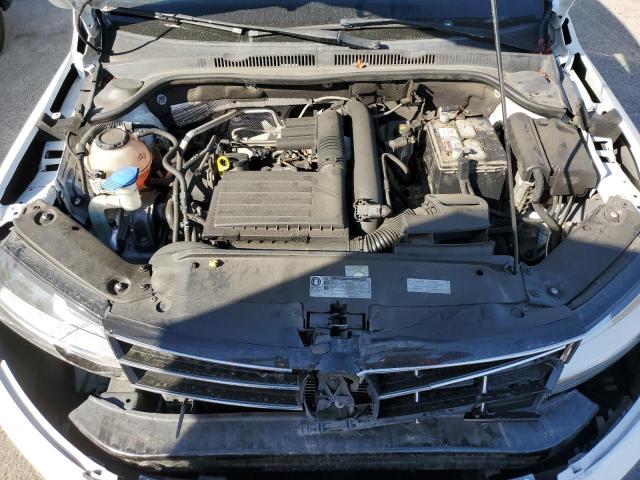 Photo 11 from auction – 2018 VOLKSWAGEN JETTA S with VIN 3VW2B7AJ5JM210804