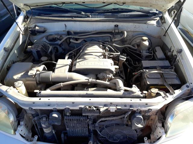 Photo 12 from auction – 2001 TOYOTA SEQUOIA LI with VIN 5TDZT38A71S054889