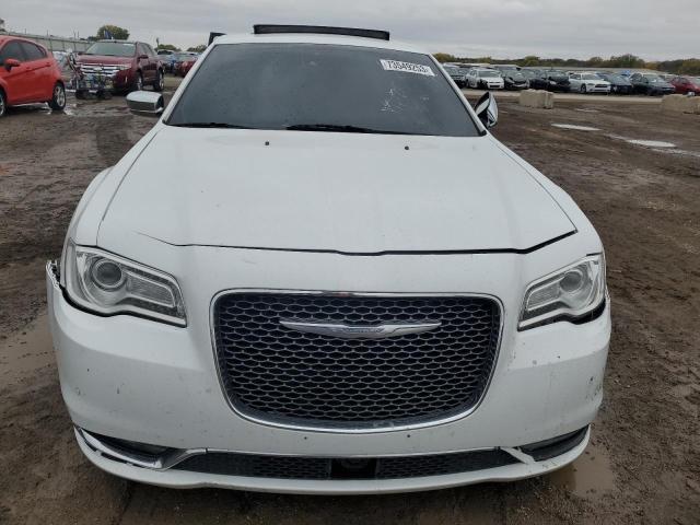 Photo 5 from auction – 2016 CHRYSLER 300C with VIN 2C3CCAKGXGH198648