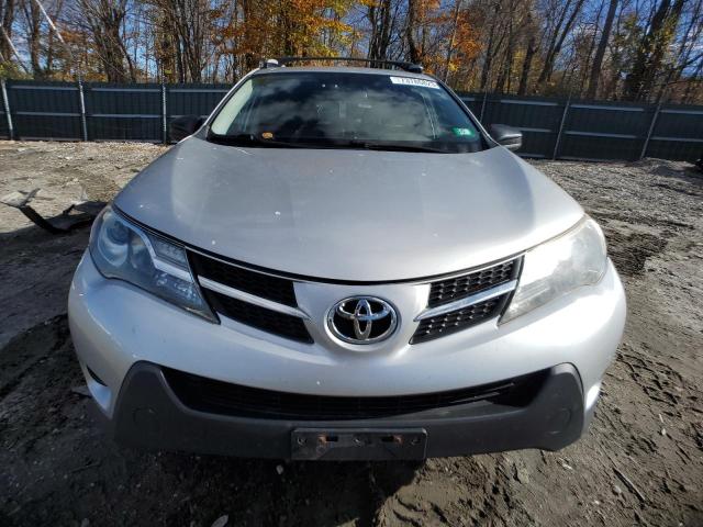 Photo 5 from auction – 2014 TOYOTA RAV4 LE with VIN JTMBFREV1EJ009162
